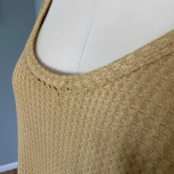 Free People sweater - Picture 3 of 4